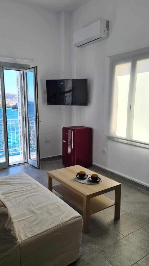 Seaside Serenade 1, Suite Ermoupoli Luaran gambar