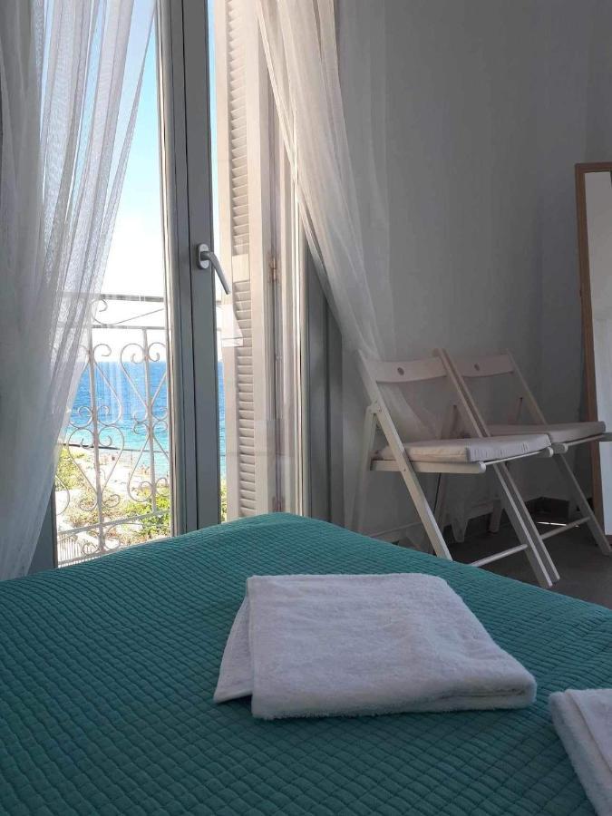 Seaside Serenade 1, Suite Ermoupoli Luaran gambar